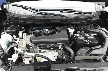 Позашляховик / Кросовер Nissan Rogue 2015 в 
