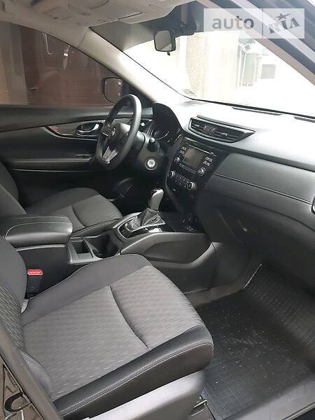 Позашляховик / Кросовер Nissan Rogue 2016 в Івано-Франківську