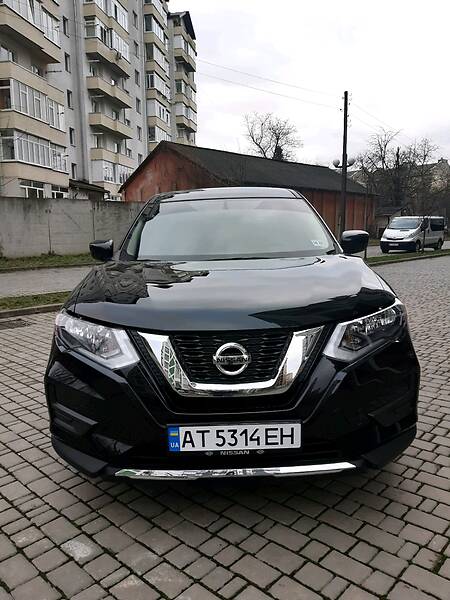 Позашляховик / Кросовер Nissan Rogue 2016 в Івано-Франківську