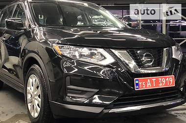 Позашляховик / Кросовер Nissan Rogue 2017 в 