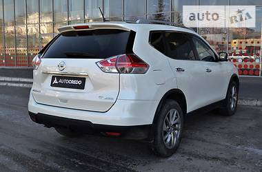 Позашляховик / Кросовер Nissan Rogue 2015 в 