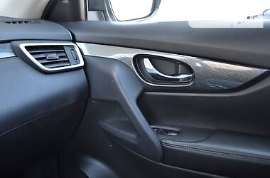 Позашляховик / Кросовер Nissan Rogue 2015 в 