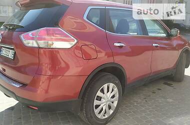 Внедорожник / Кроссовер Nissan Rogue 2015 в Львове