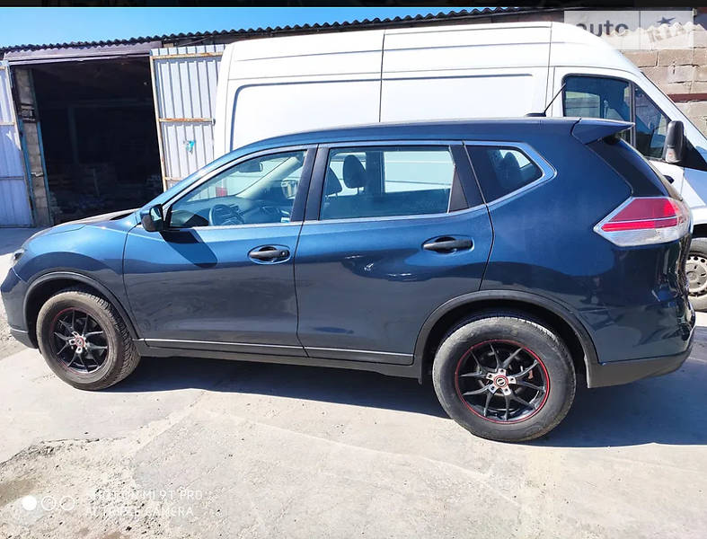 Позашляховик / Кросовер Nissan Rogue 2016 в Харкові