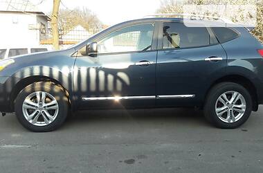 Позашляховик / Кросовер Nissan Rogue 2013 в 
