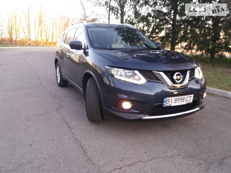 Позашляховик / Кросовер Nissan Rogue 2016 в Полтаві