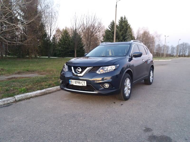 Позашляховик / Кросовер Nissan Rogue 2016 в Полтаві