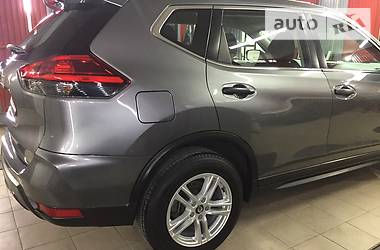 Позашляховик / Кросовер Nissan Rogue 2017 в 