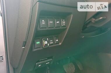 Позашляховик / Кросовер Nissan Rogue 2015 в 