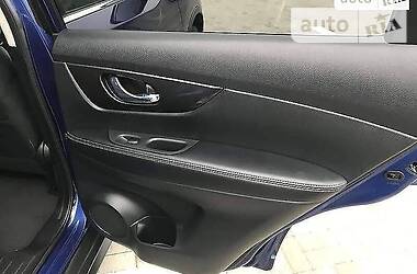 Позашляховик / Кросовер Nissan Rogue 2017 в 