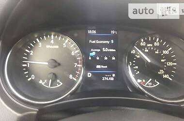 Позашляховик / Кросовер Nissan Rogue 2017 в 