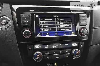Позашляховик / Кросовер Nissan Rogue 2017 в 