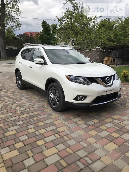 Позашляховик / Кросовер Nissan Rogue 2015 в Івано-Франківську