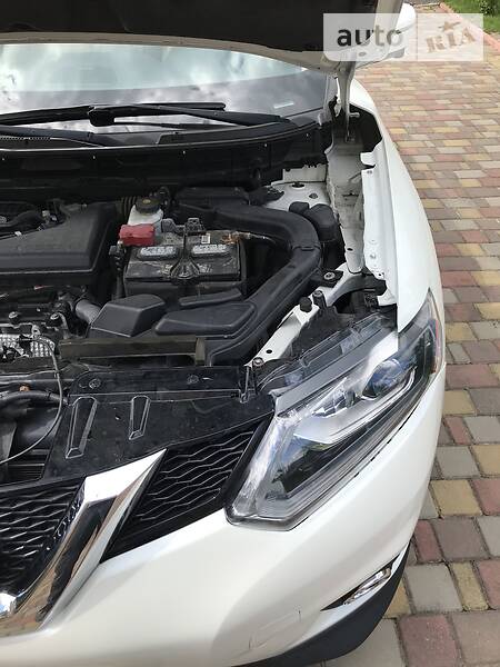 Позашляховик / Кросовер Nissan Rogue 2015 в Івано-Франківську