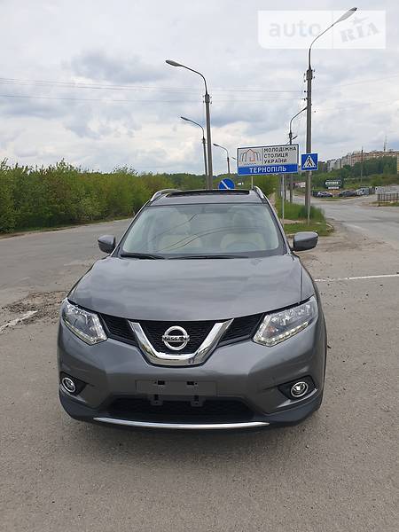 Позашляховик / Кросовер Nissan Rogue 2016 в Тернополі