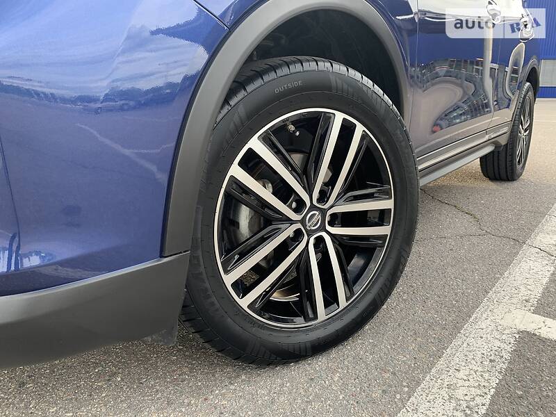 Позашляховик / Кросовер Nissan Rogue 2017 в Дніпрі фото 13 Позашляховик / Кросовер Nissan Rogue 2017 в Дніпрі