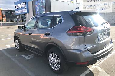 Позашляховик / Кросовер Nissan Rogue 2016 в 