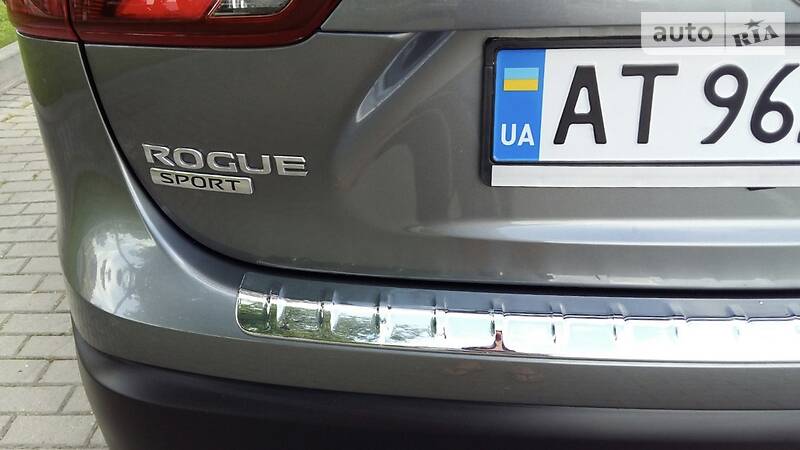Позашляховик / Кросовер Nissan Rogue 2017 в Івано-Франківську