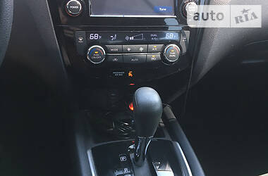 Універсал Nissan Rogue 2015 в 
