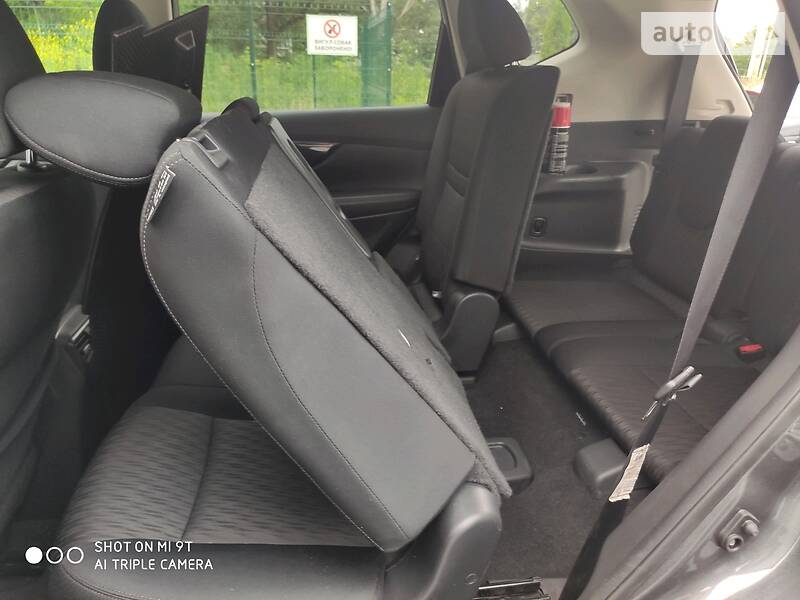 Позашляховик / Кросовер Nissan Rogue 2016 в Харкові