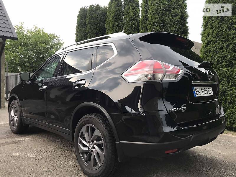 Позашляховик / Кросовер Nissan Rogue 2016 в Києві