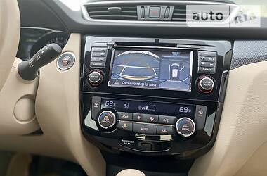 Позашляховик / Кросовер Nissan Rogue 2014 в 