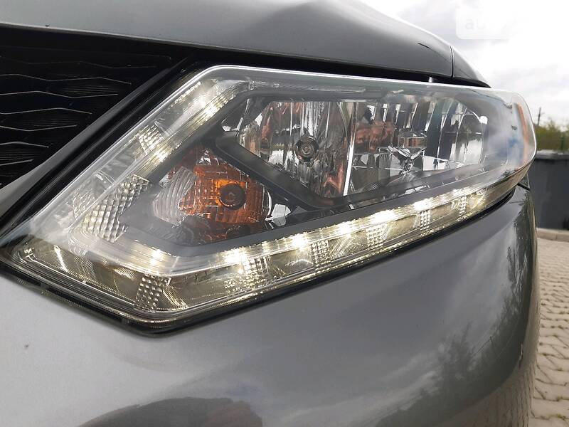 Позашляховик / Кросовер Nissan Rogue 2016 в Коломиї