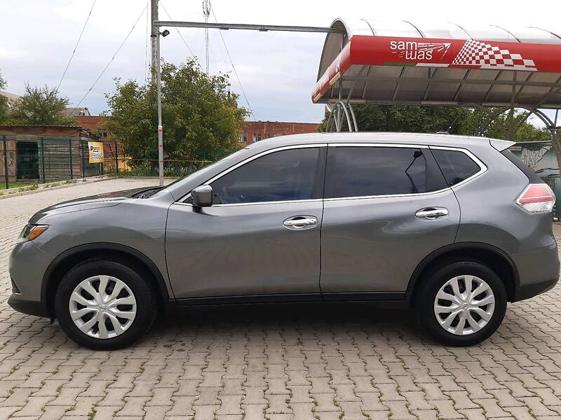 Позашляховик / Кросовер Nissan Rogue 2016 в Коломиї