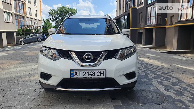 Внедорожник / Кроссовер Nissan Rogue 2013 в Ивано-Франковске