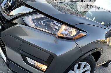 Позашляховик / Кросовер Nissan Rogue 2016 в 