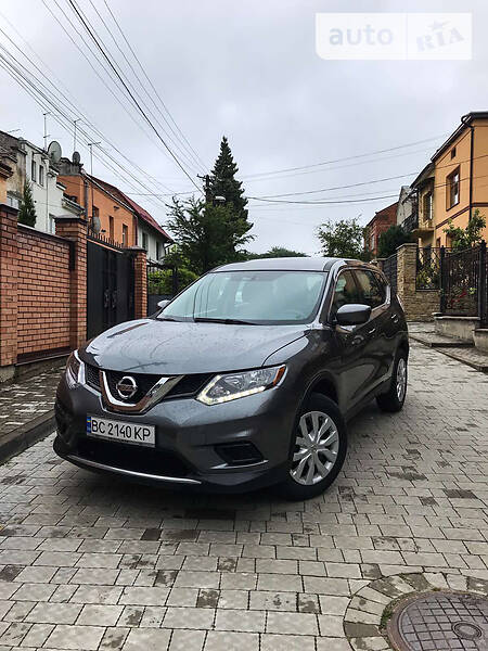 Внедорожник / Кроссовер Nissan Rogue 2016 в Львове