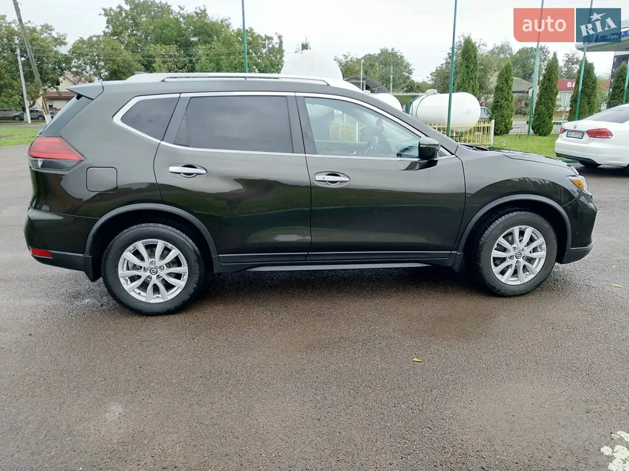 2016 Nissan Rogue - мініатюра 2