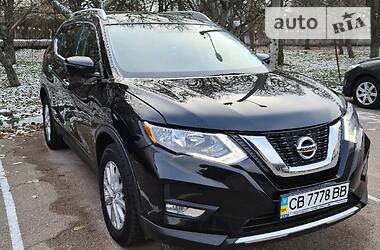 Позашляховик / Кросовер Nissan Rogue 2016 в Чернігові