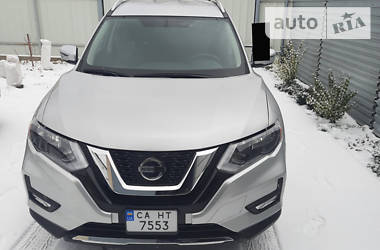 Внедорожник / Кроссовер Nissan Rogue 2017 в Черкассах