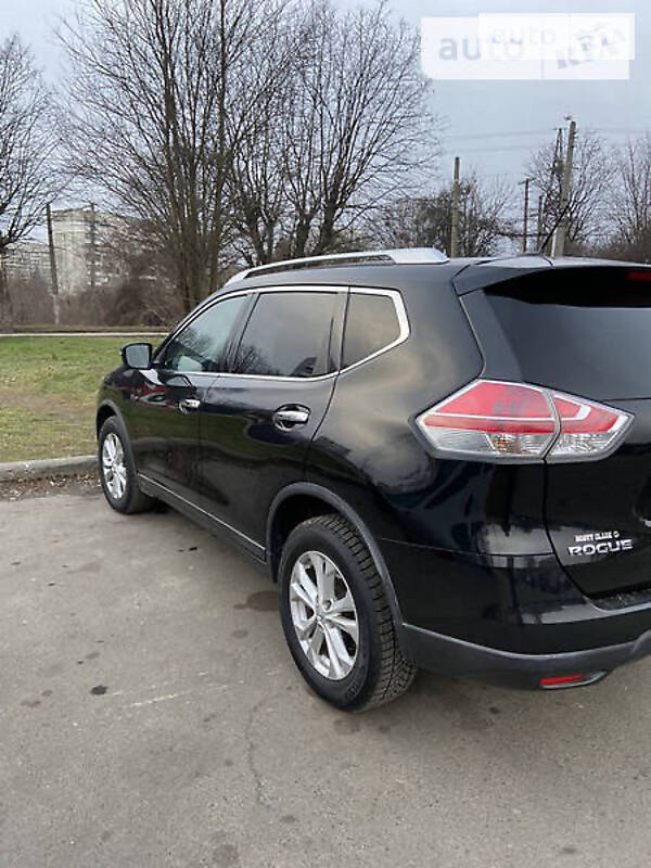 Позашляховик / Кросовер Nissan Rogue 2016 в Львові
