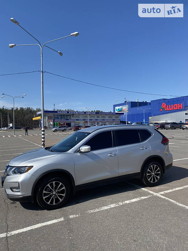 Позашляховик / Кросовер Nissan Rogue 2016 в Харкові