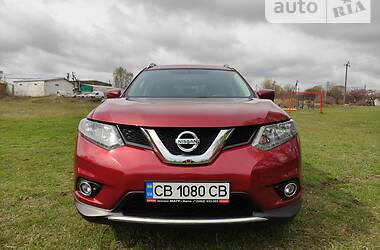 Внедорожник / Кроссовер Nissan Rogue 2015 в Чернигове