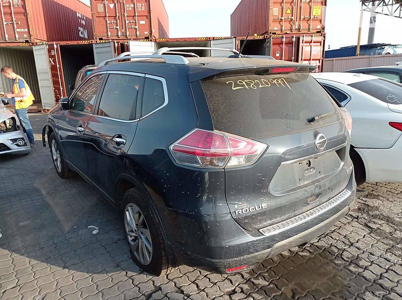 Внедорожник / Кроссовер Nissan Rogue 2015 в 