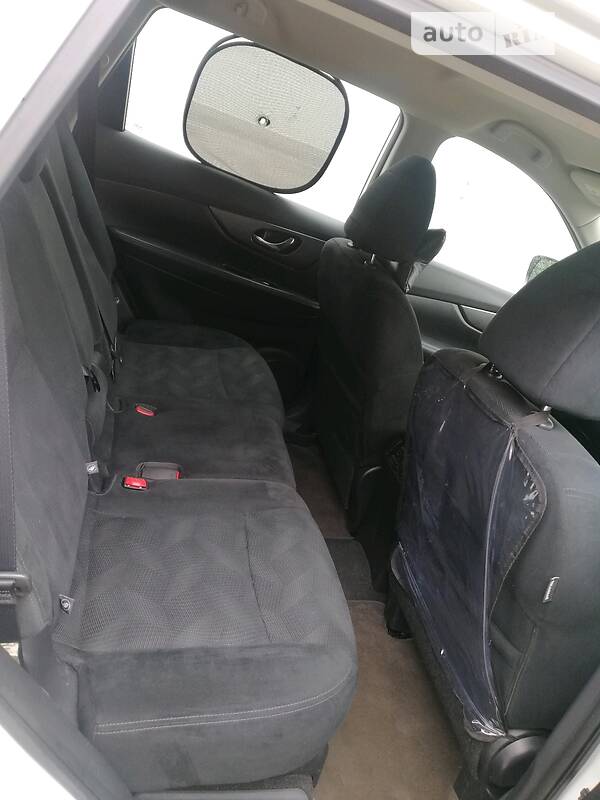 Позашляховик / Кросовер Nissan Rogue 2016 в Києві