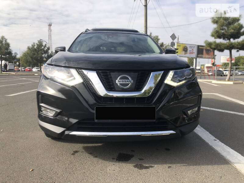 Позашляховик / Кросовер Nissan Rogue 2017 в Одесі