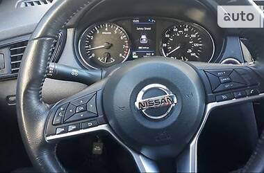 Позашляховик / Кросовер Nissan Rogue 2018 в Кривому Розі
