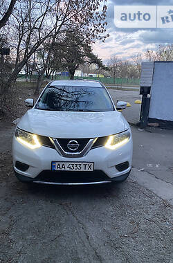 Внедорожник / Кроссовер Nissan Rogue 2014 в Киеве