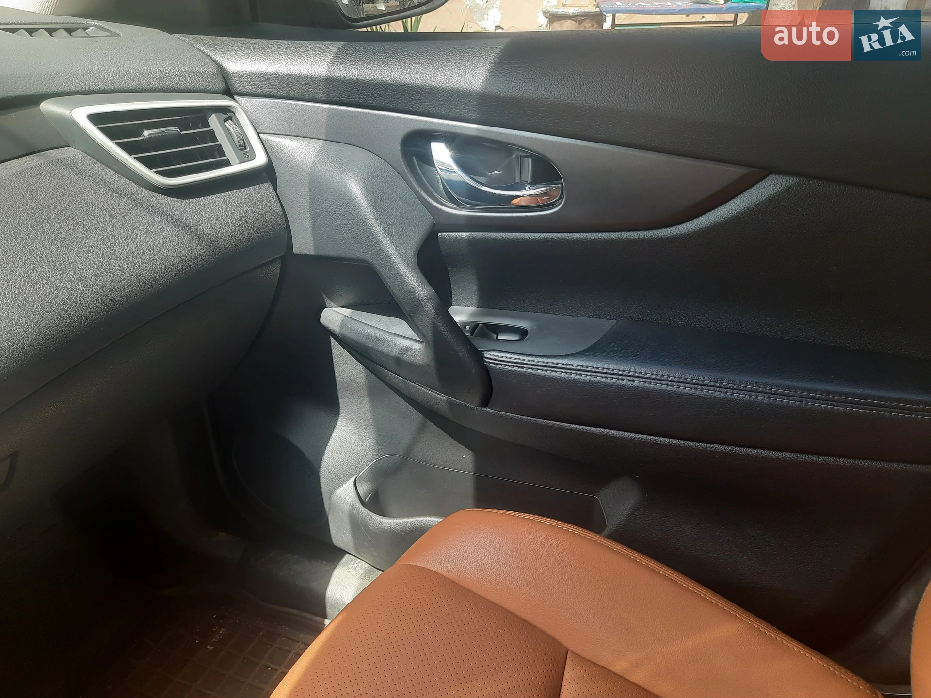 2016 Nissan Rogue - мініатюра 21