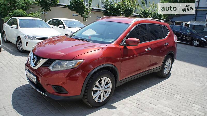 Внедорожник / Кроссовер Nissan Rogue 2016 в Ивано-Франковске