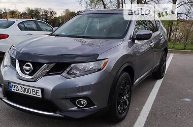 Внедорожник / Кроссовер Nissan Rogue 2016 в Киеве