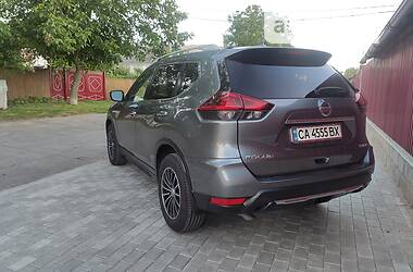 Позашляховик / Кросовер Nissan Rogue 2018 в Звенигородці