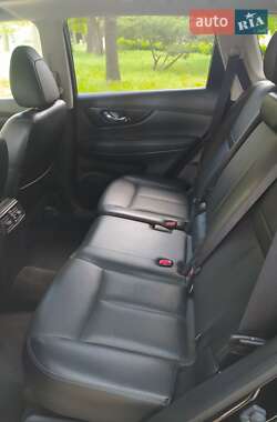 Внедорожник / Кроссовер Nissan Rogue 2018 в Кропивницком