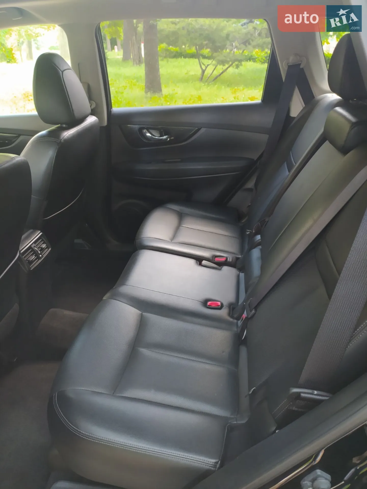 2018 Nissan Rogue - мініатюра 17