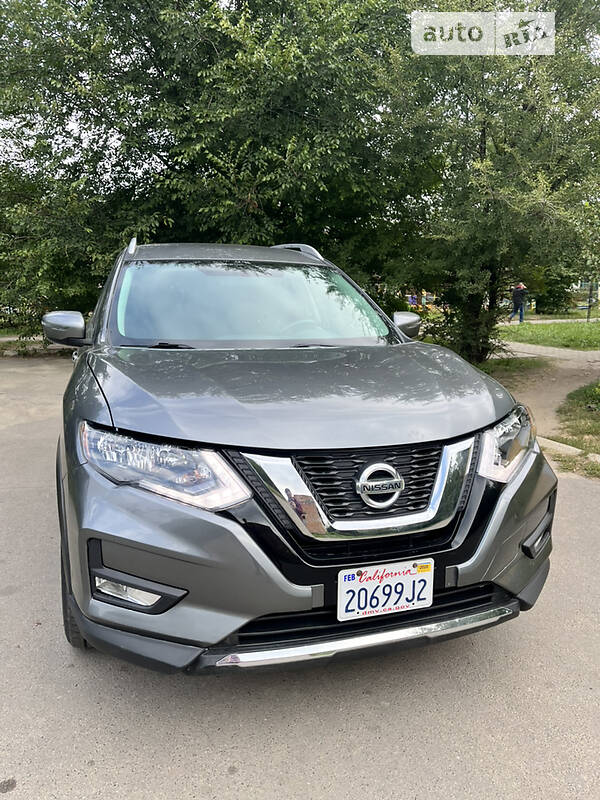 Nissan Rogue sv