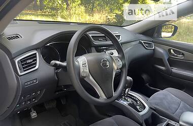 Внедорожник / Кроссовер Nissan Rogue 2016 в 